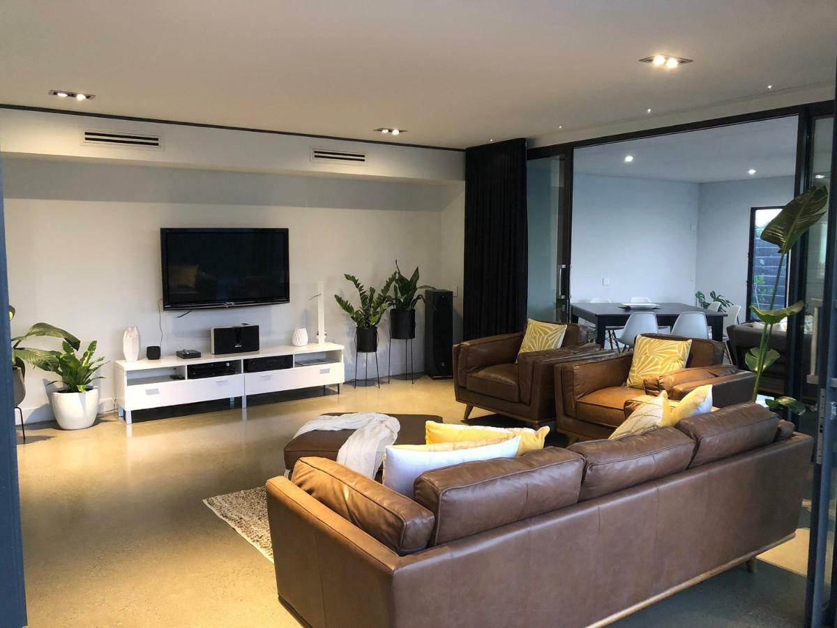 The Sinatra Holiday House - Couples Retreat Mulwala Ngoại thất bức ảnh